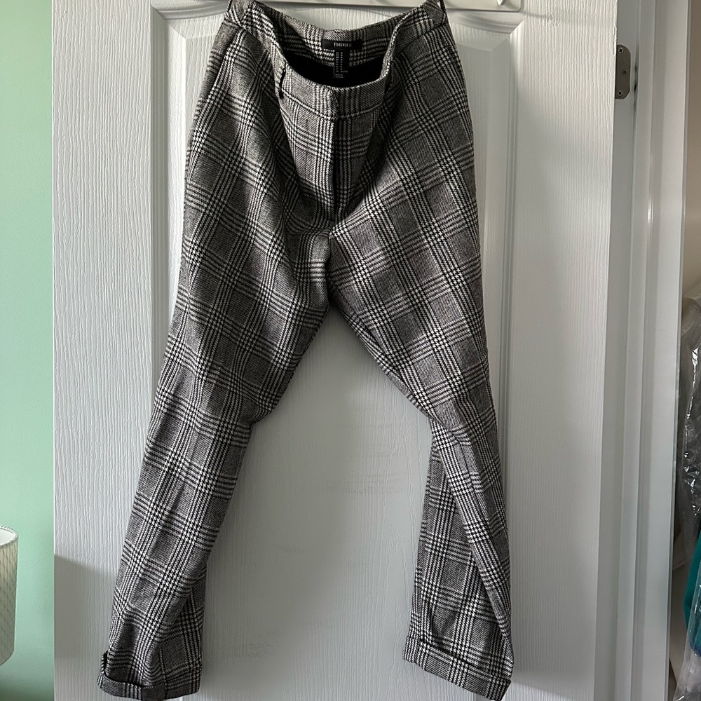 Checkered Pant - Picture 3 of 3